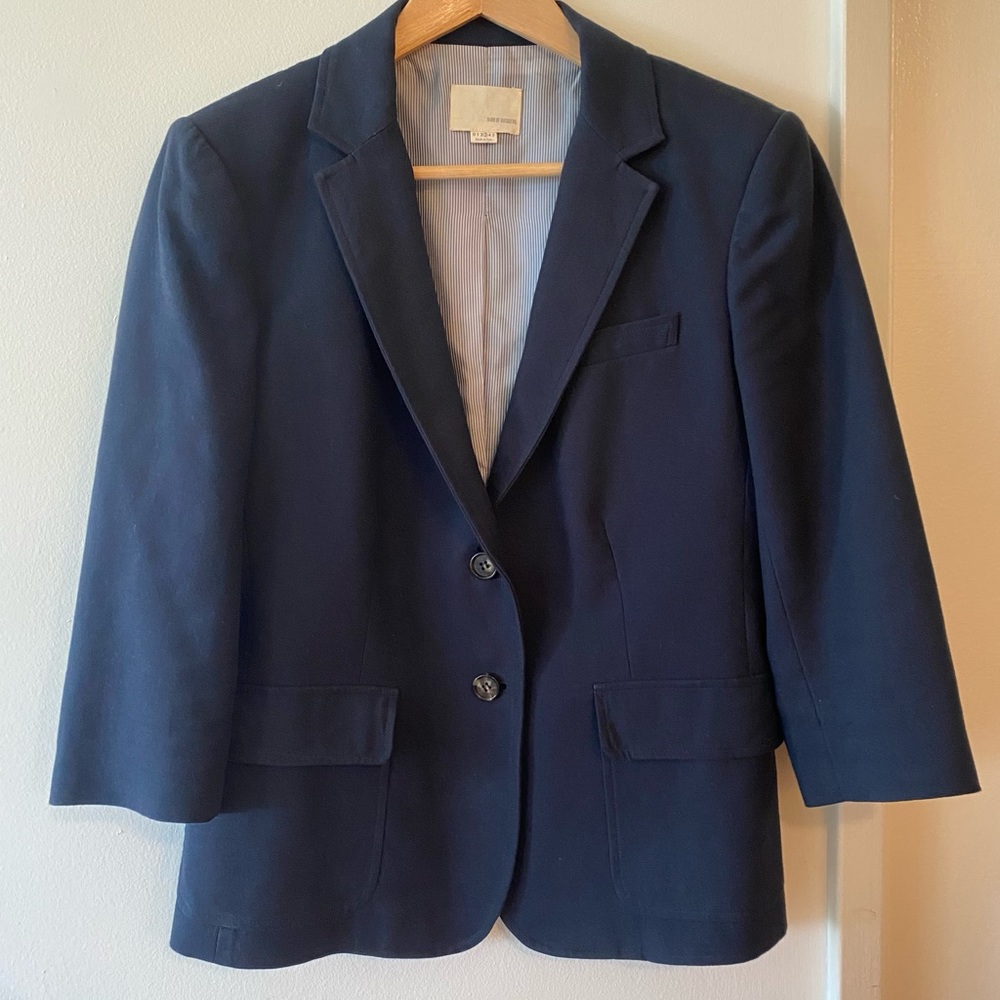 Band of Outsiders navy shrunken blazer